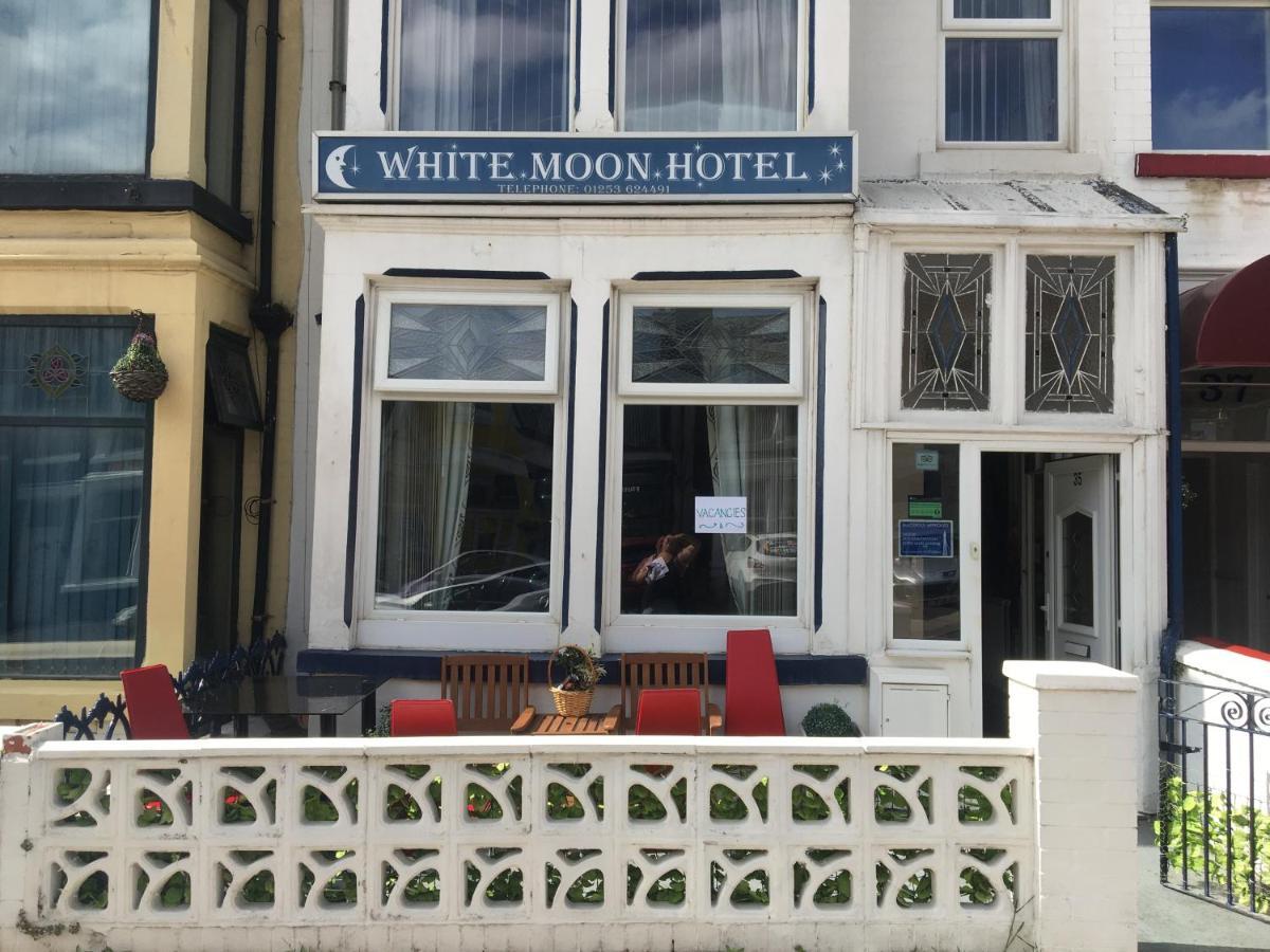 Alojamento de Acomodação e Pequeno-almoço White Moon Blackpool